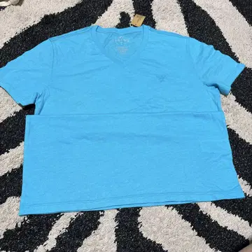 AMERICAN EAGLE OUTFITTERS LEGEND T M