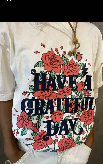 HAVE A GRATEFUL DAY 티셔츠