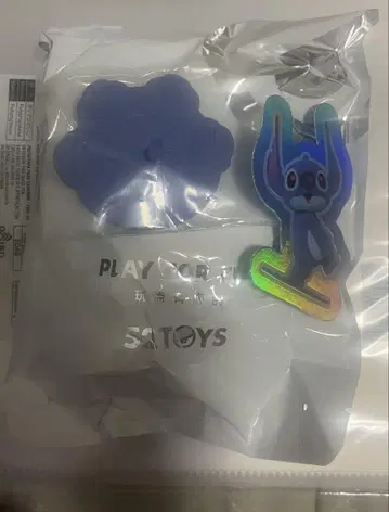 52TOYS 스티치 피규어