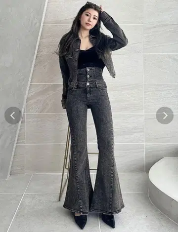 하이웨스트 버튼 USED 케미컬 워시 스트레치 플레어 데님 팬츠