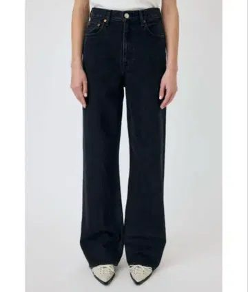 HW 90S BLK STRAIGHT moussy 24inch