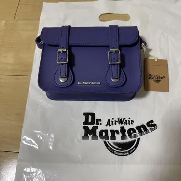 Dr. Martens 퍼플 숄더백