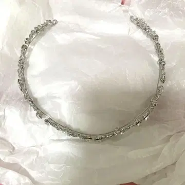 실버 리프 모티브 티아라