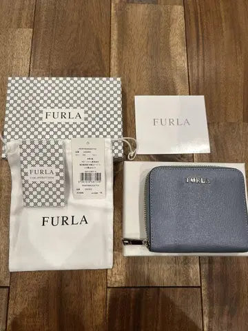 [미사용 새상품] FURLA 반지갑 라이트 블루