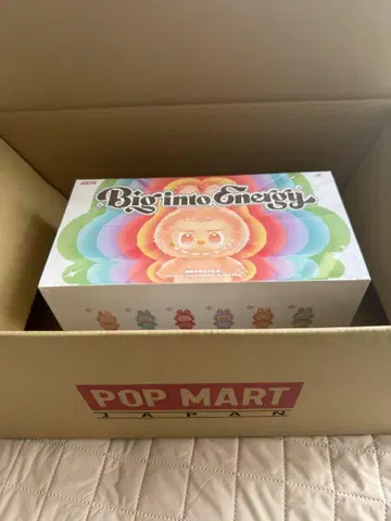 POPMART THE MONSTERS BIG INTO ENERGY 미개봉