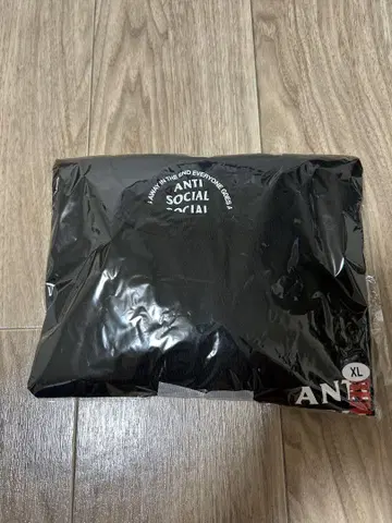 ANTI SOCIAL SOCIAL CLUB 히라모토 렌 T셔츠 XL 블랙