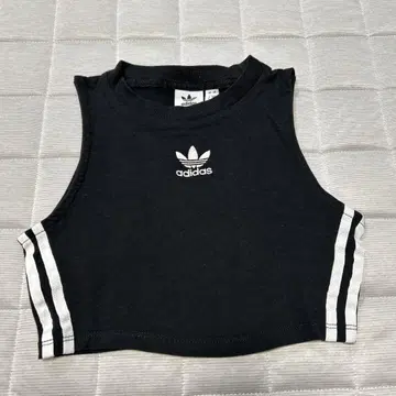 adidas 크롭 탱크탑 S 사이즈 블랙