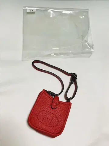 빨간색 천연 가죽 미니 백 모양 참