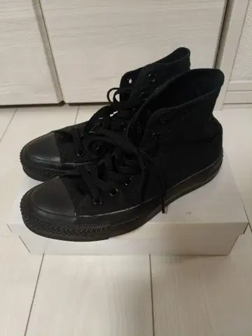 컨버스 하이컷 올블랙 24.0cm