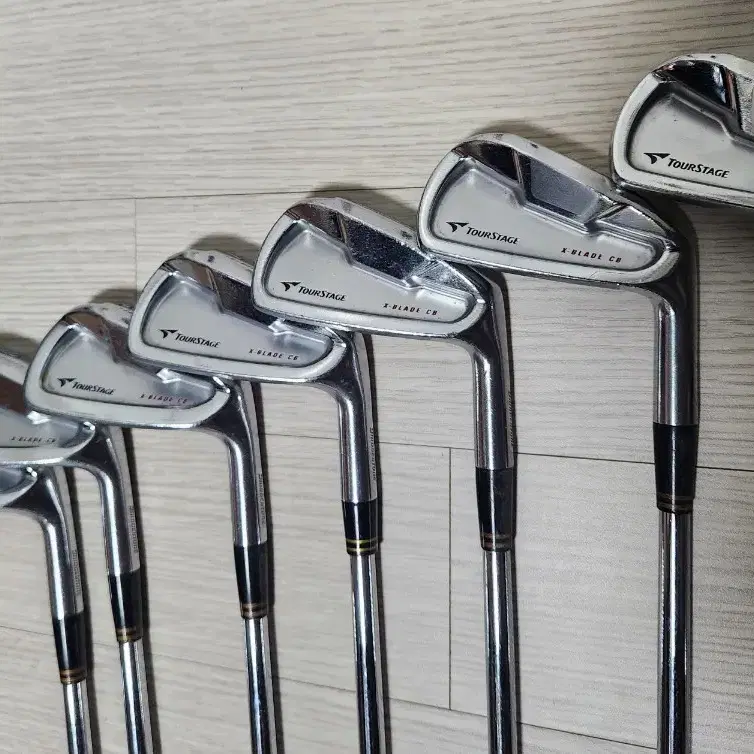 クラブ TOURSTAGE X-BLADE CB DG S300 6-P Bridgestone TOURSTAGE X-BLADE CB Iron Set 5pcs 6-PW Dynamic