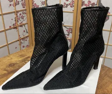 ZARA 블랙 메쉬 스틸레토 부티