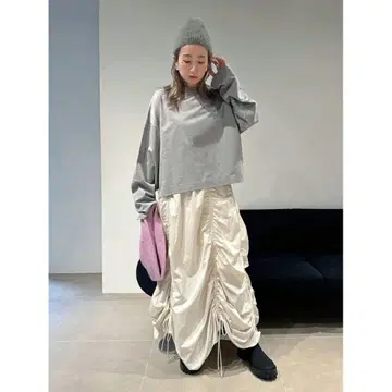 emmi 에미 볼륨 개더 롱 스커트