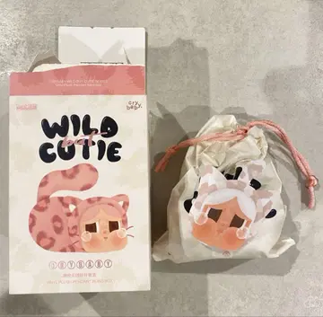 POPMART crybaby wild but cutie vanilla