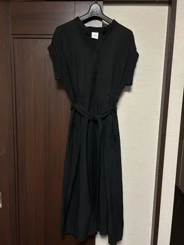 스픽앤스팬 린넨 원피스