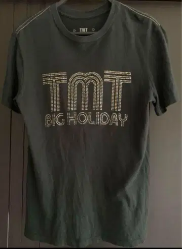 TMT BIG HOLIDAY 티셔츠 M 사이즈