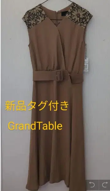 택 포함 새상품 Grand Table 그랜터블 레이스 악센트 원피스