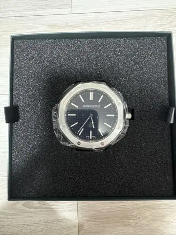 Audemars Piguet Royal Oak 50주년