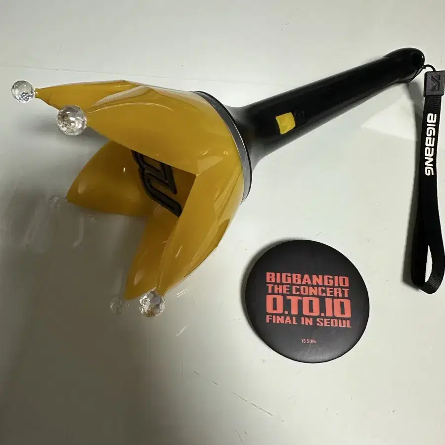 BIGBANG | 빅뱅 BIGBANG Lightstick Charger BIGBANG PORTABLE
