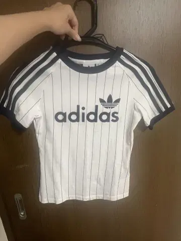 adidas 반팔 스트라이프 T셔츠 XS