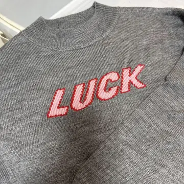 MAISON SPECIAL LUCK 니트 스웨터