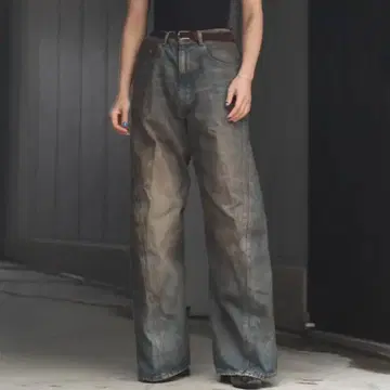 NVRFRGT 3D Twisted Wide Leg Jeans