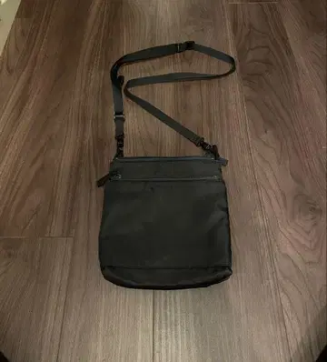 그라프 페이퍼 사코슈 S