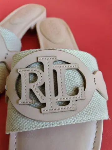REGAL 여성용 RLL 로고 샌들 베이지