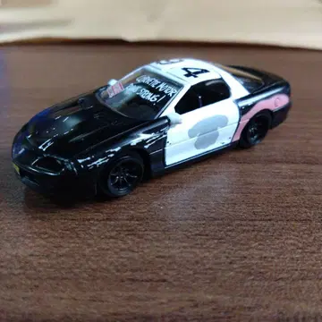 1/64 쉐보레 카마로 1994 CHP 불하 차량풍