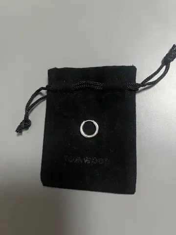톰 우드 Classic Hoops Small