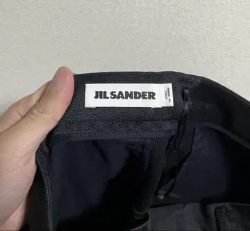 JIL SANDER 질 샌더 울 숏팬츠