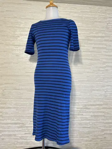 BCBGMAXAZRIA 원피스 티셔츠 타이트 보더