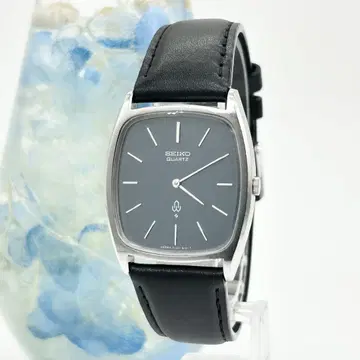 SEIKO 세이코 샤리오 70년대 제작 4130-5130 쿼츠 손목시계