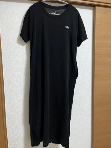 THE NORTH FACE 블랙 반팔 롱 원피스