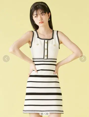 LILY BROWN 슬리브리스 니트 원피스