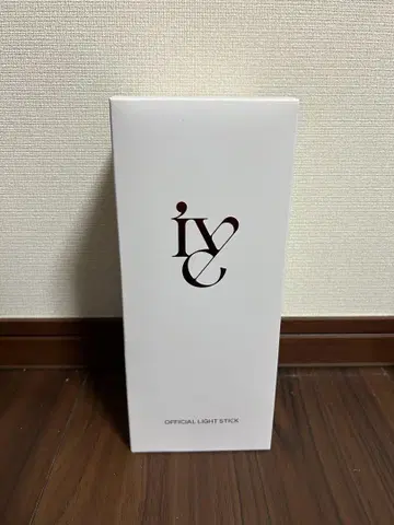IVE 공식 응원봉 스틱 박스 포함