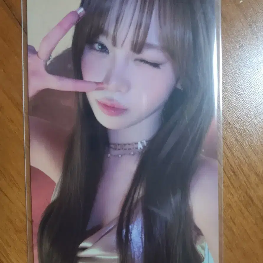 韓国限定 ルセラフィム LE SSERAFIM マムズタッチ 証明写真キーリング LE SSERAFIM | 르세라핌 Mom's Touch Le Sserafim ID Photo