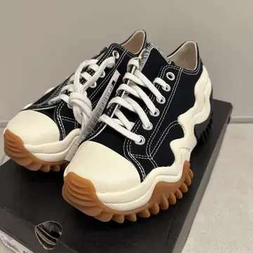CONVERSE 런스타 모션 24cm 블랙 택 포함 새상품