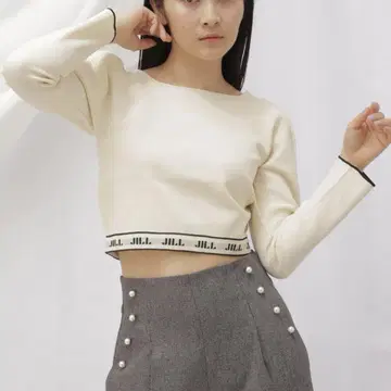 질 바이 질 스튜어트 JILLSTUART 로고 자카드 퍼프 니트 긴팔