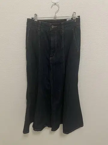 GU 플레어 데님 스커트