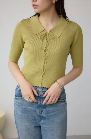 아줄바이마우지 레이스업 5부 소매 폴로 칼라 니트 그린