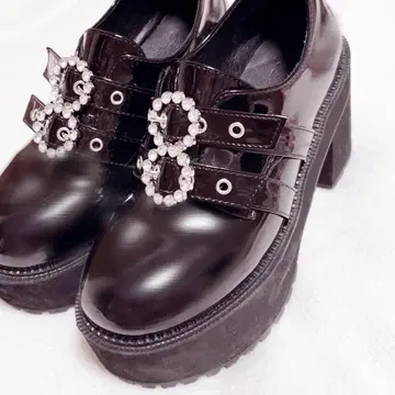 BUBBLES 더블 버클 슈즈 통굽 9cm