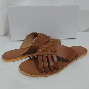 [ 23.5cm ] CESMONY 체스모니 가죽 샌들 Dhaulagiri