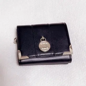 SAMANTHAVEGA 서클 락 접이식 지갑 블랙
