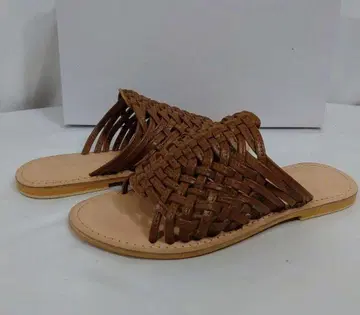 [ 23.5cm ] CESMONY 체스모니 메쉬 가죽 샌들 / Ngadi