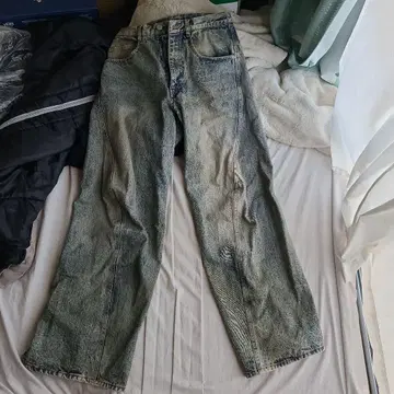 WYM Twisted Curved Wide Denim musinsa