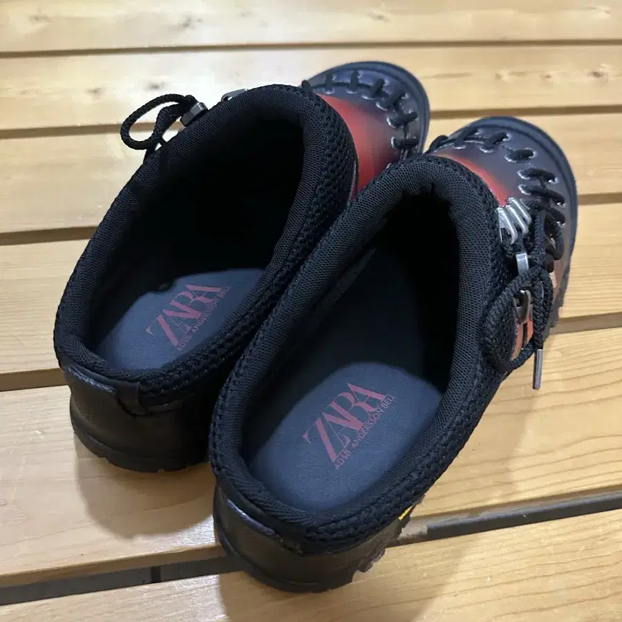 zara andersson bell Vibram サイズ42 VIBRAM® X ANDERSSON BELL BOOTS - Black | ZARA Thailand