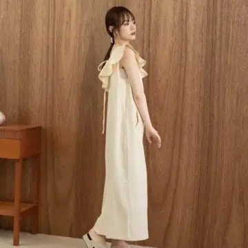 hinari 히나리 프릴 칼라 원피스 베이지