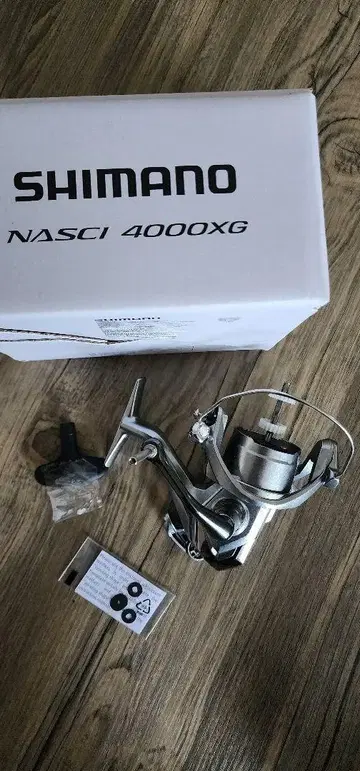 SHIMANO NASCI 4000XG 스피닝 릴