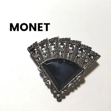 MONET 마르카지트와 오닉스 부채꼴 브로치