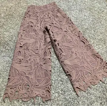 FRAY I.D 이시하라 사토미 착용 꽃무늬 가우초 팬츠